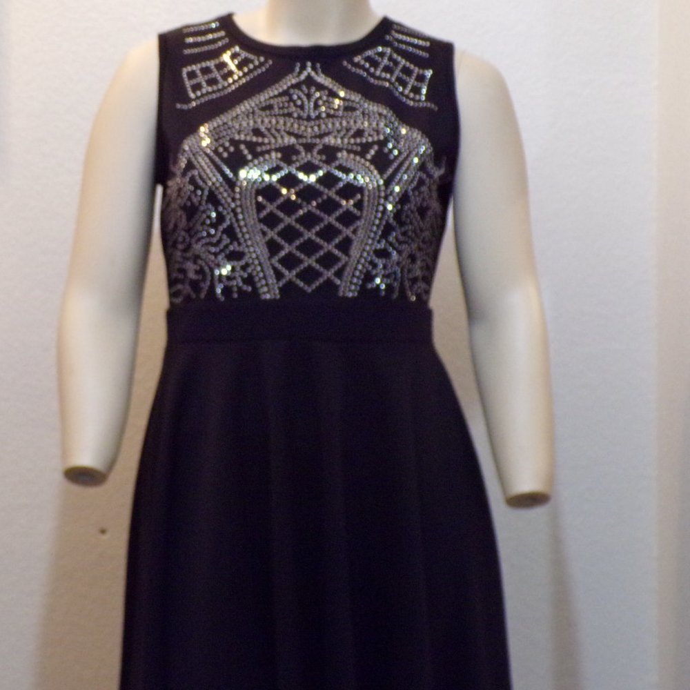 MEANEOR DRESS - Picture 6 of 6